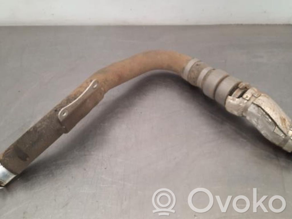 KIA Stonic Furtun/conductă intercooler 