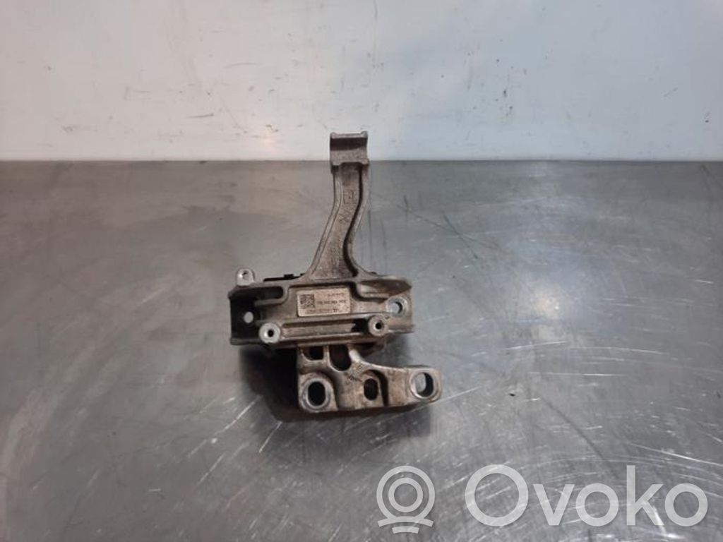 Audi A3 S3 8V Engine mount bracket 