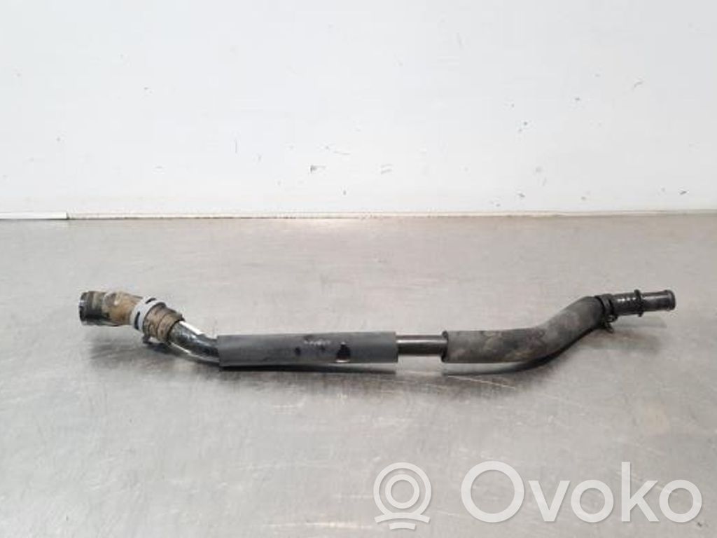 Audi Q8 e-tron Engine coolant pipe/hose 