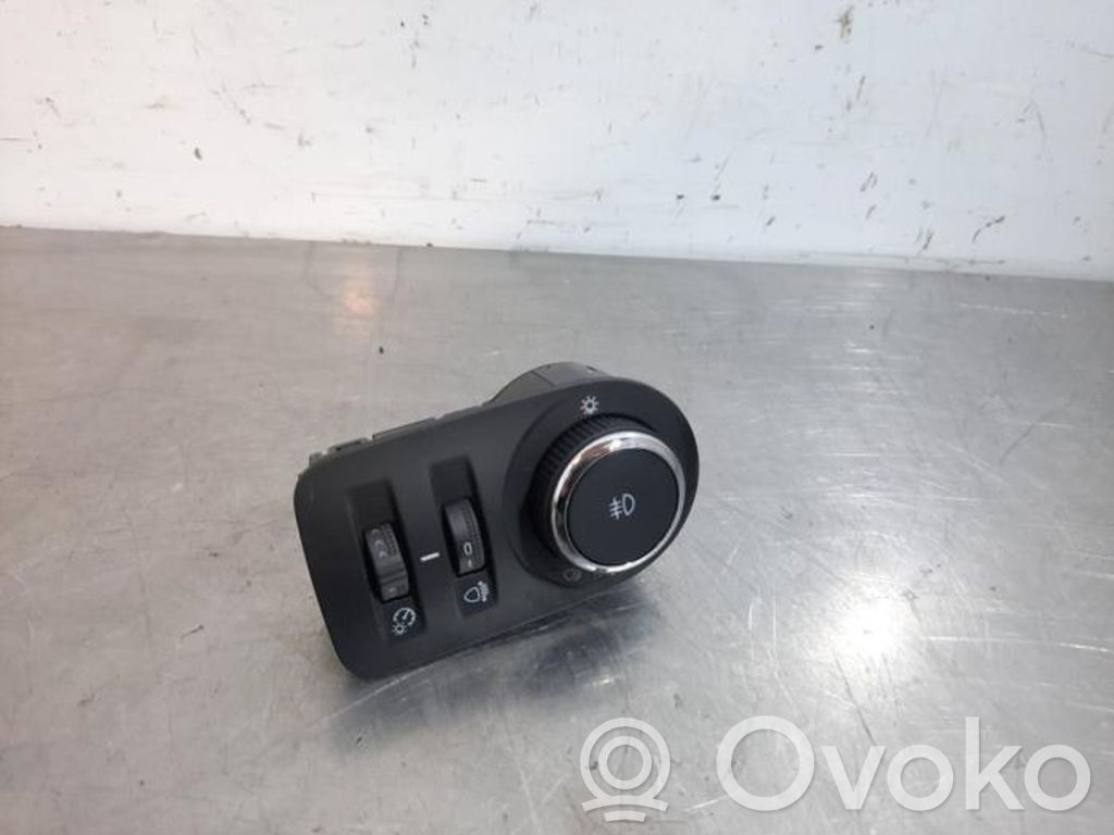 Opel Crossland X Interruptor de luz 