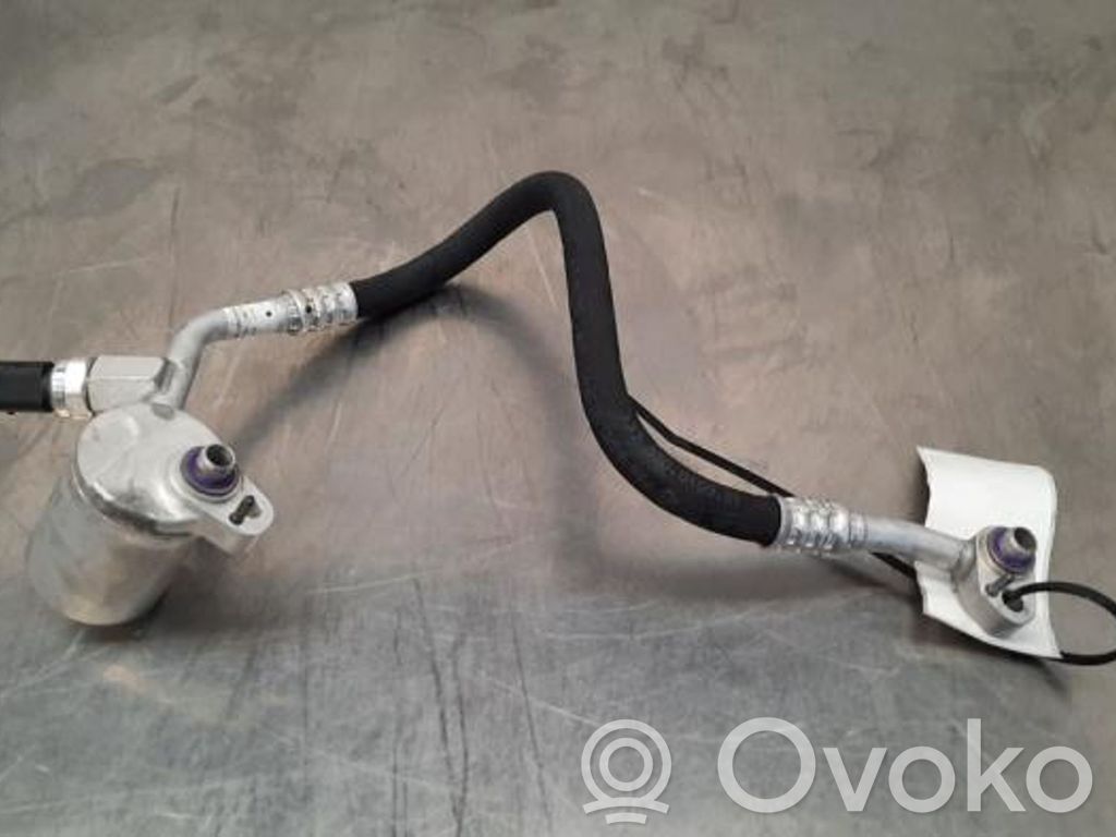 BMW iX Wąż / Przewód klimatyzacji A/C 