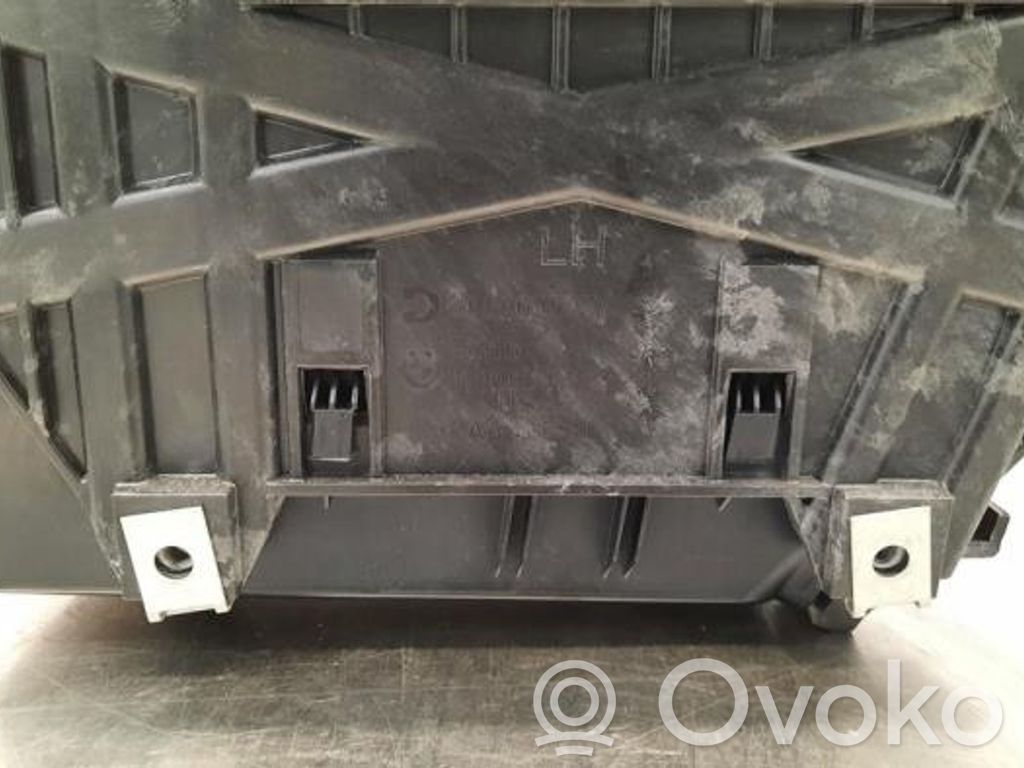 BMW X5 F15 Armrest 
