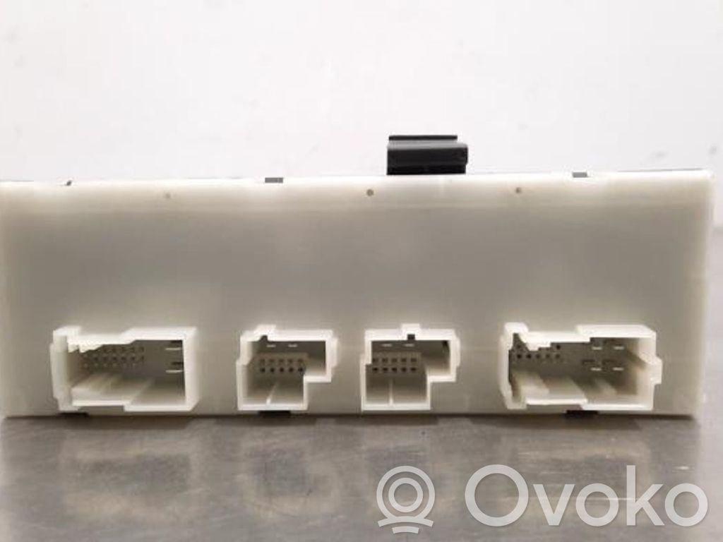 BMW 5 G30 G31 G38 Tailgate/trunk control unit/module 