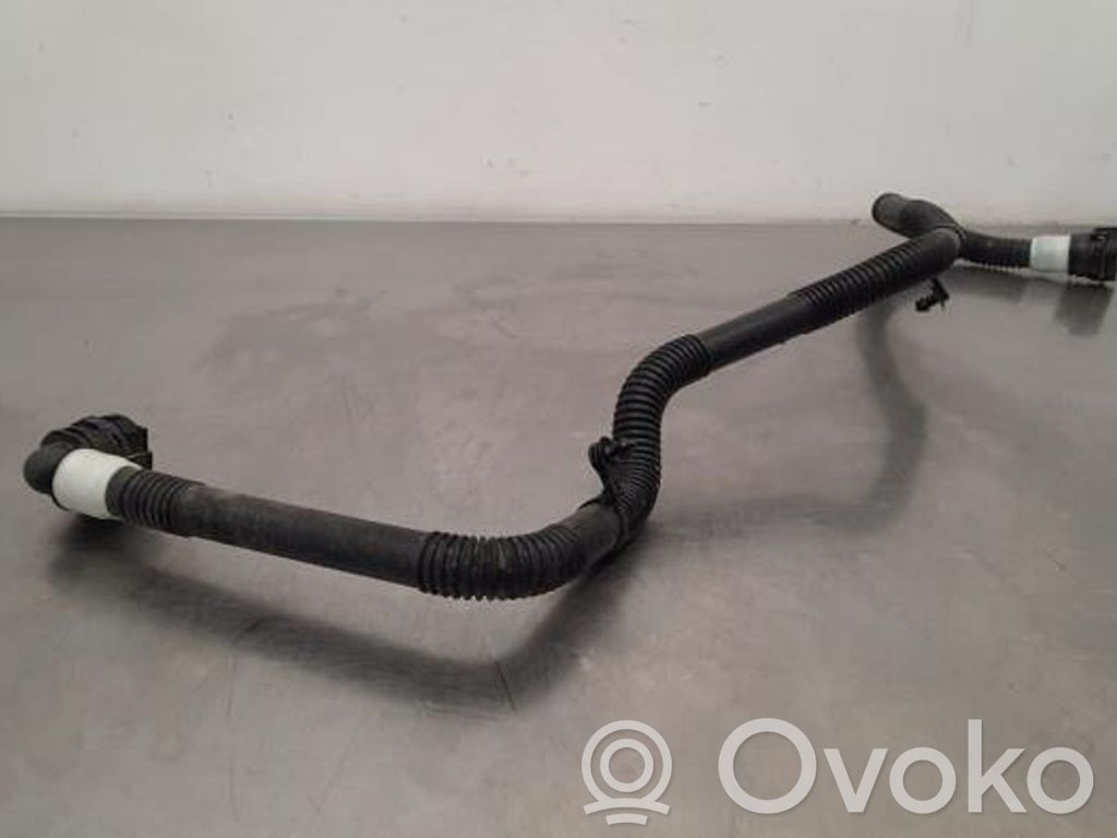 Tesla Model Y Conductă/furtun lichid de răcire motor 