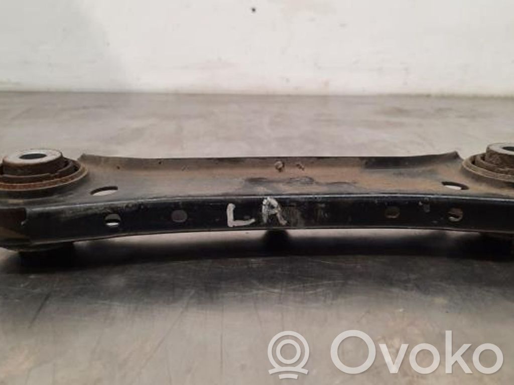 Rear control arm   678223702,678223702