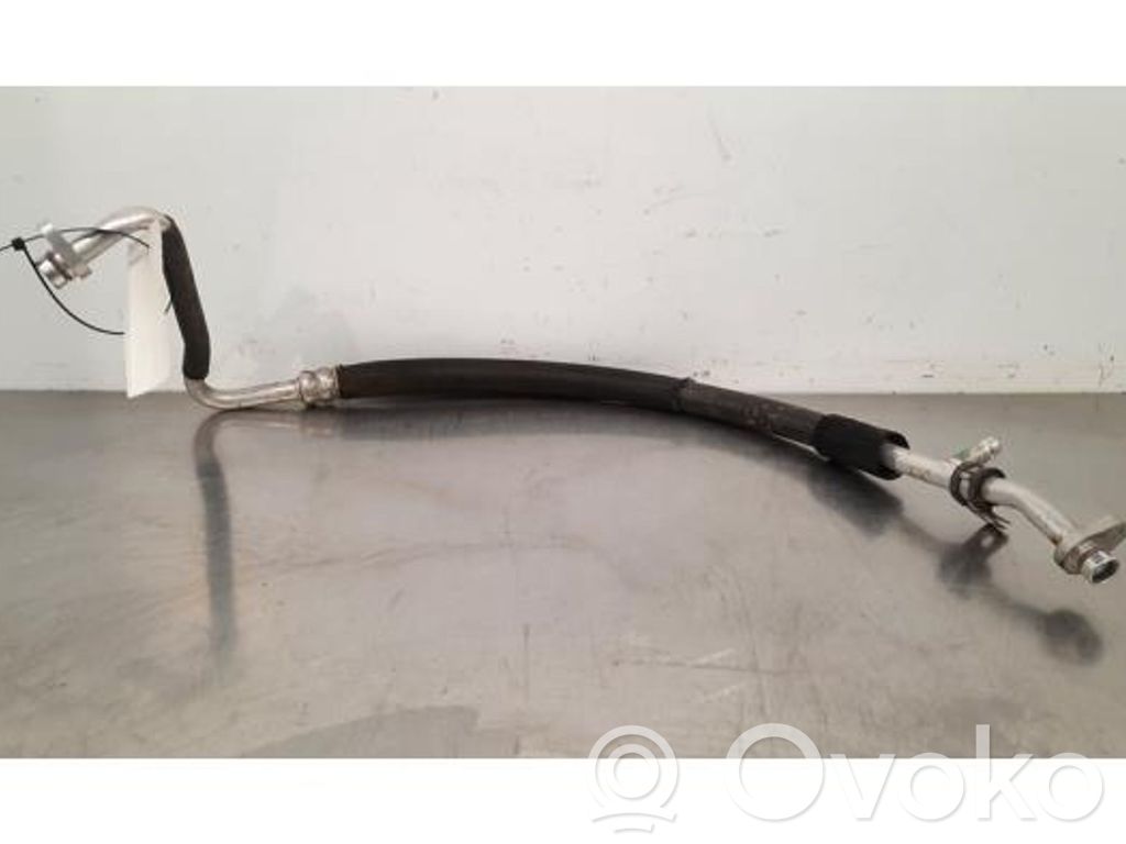 Renault Captur Ilmastointilaitteen putki (A/C) 