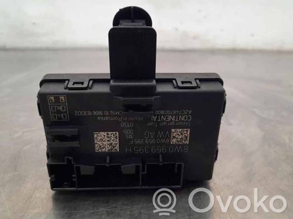 Audi A4 S4 B9 8W Unidad de control/módulo del bloqueo de puertas 