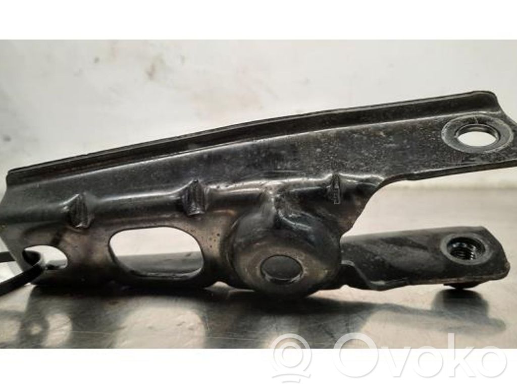 Dacia Duster III Gearbox mounting bracket 