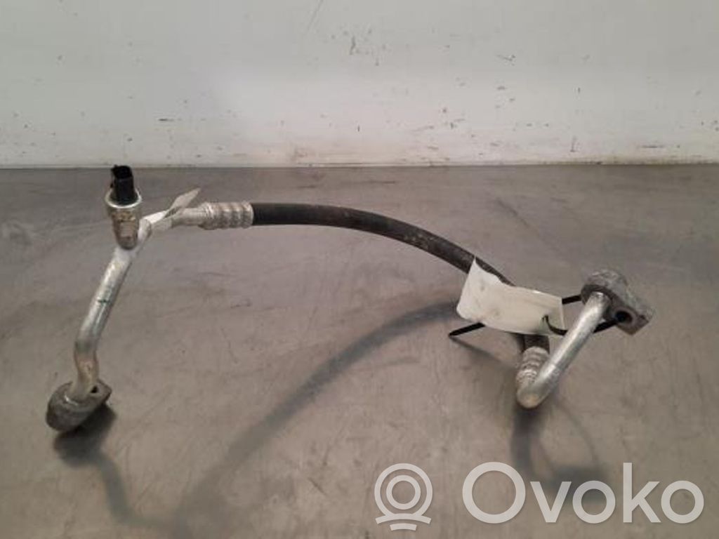 Ford Focus Tubo flessibile aria condizionata (A/C) 