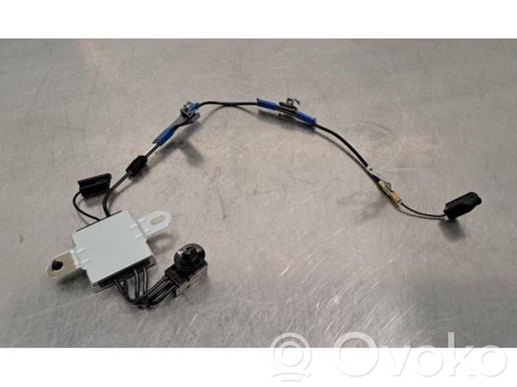 Mazda 3 Antennenverstärker Signalverstärker 