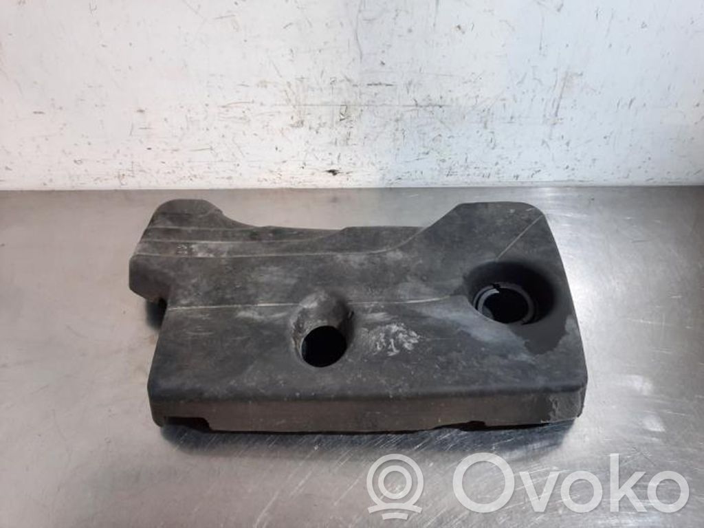 Opel Astra K Couvercle cache moteur 
