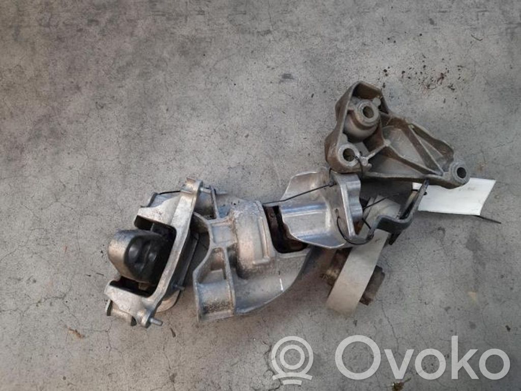 Ford Transit Courier Engine mount bracket 