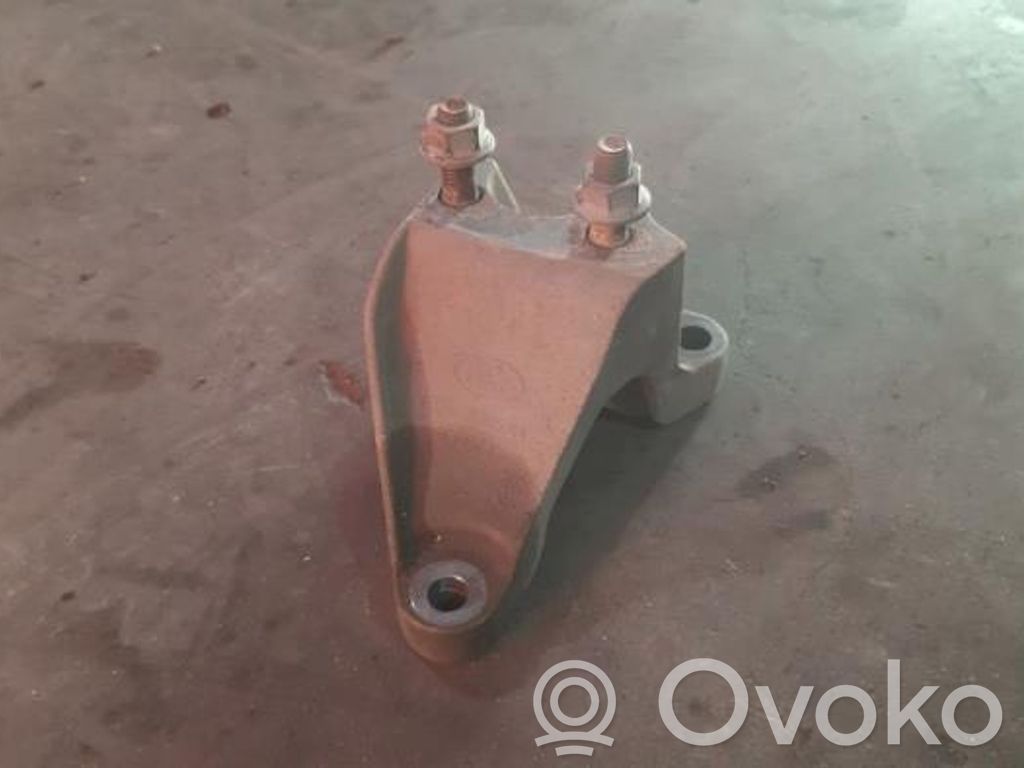Ford Transit Courier Gearbox mounting bracket 