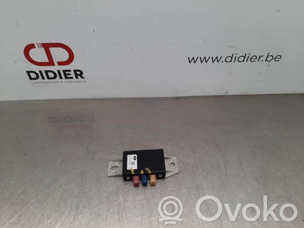 Land Rover Range Rover Velar Antena (GPS antena) 
