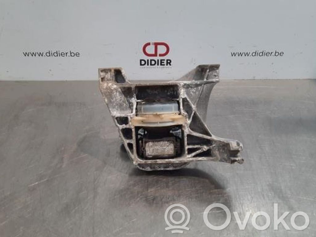 Support de boîte de vitesses   4A103720,4A111210,4A111210