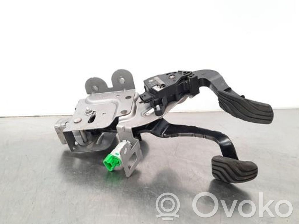 Renault Megane IV Assemblage pédale