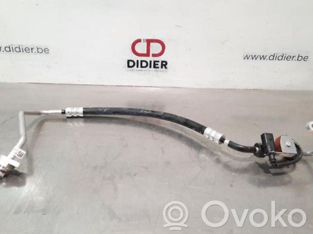 Audi e-tron Ilmastointilaitteen putki (A/C) 