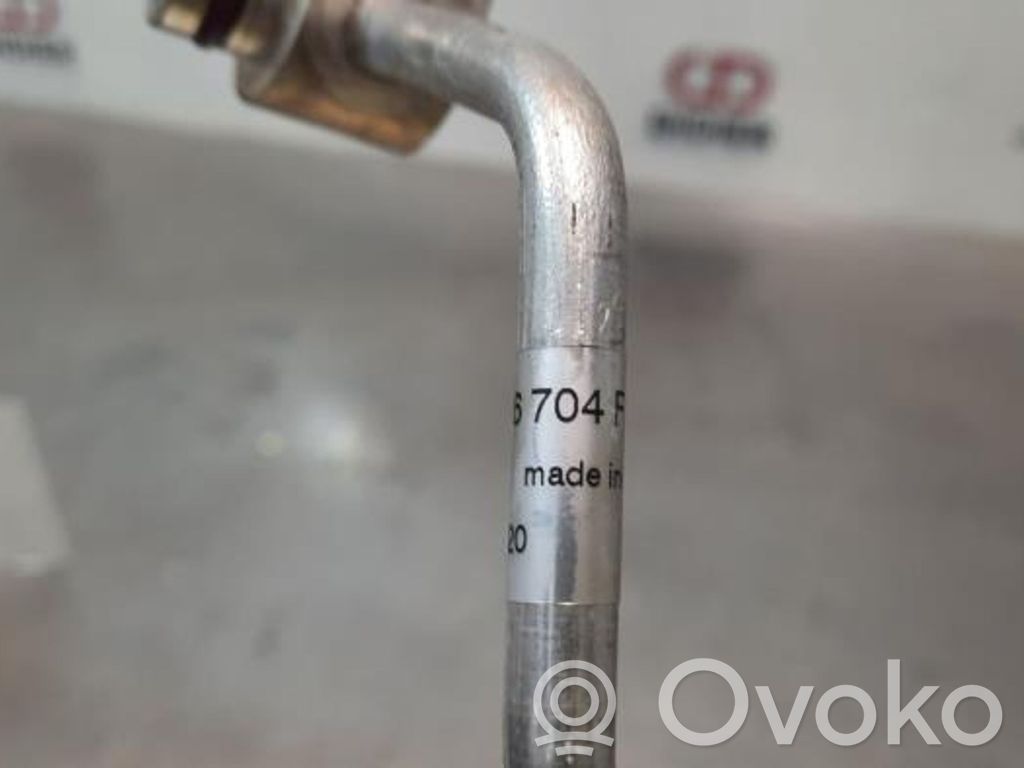 Audi e-tron Ilmastointilaitteen putki (A/C) 