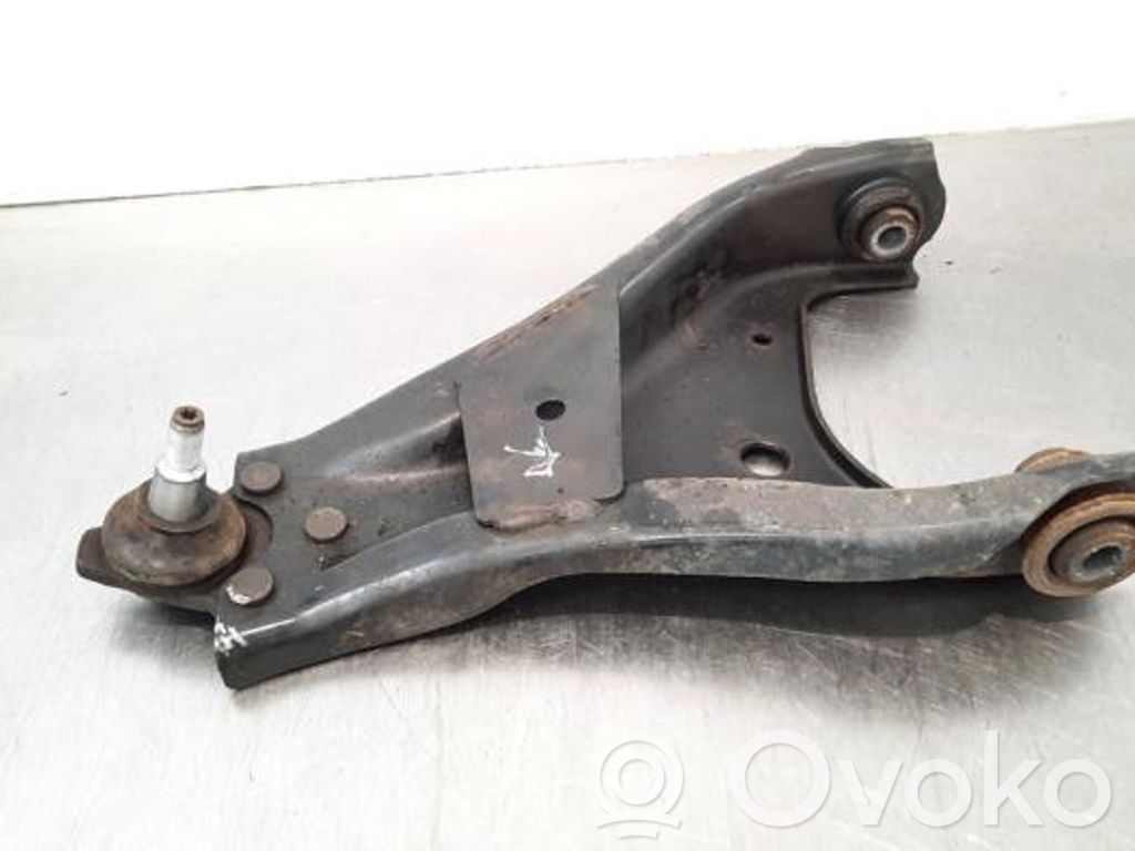 Front control arm   545012815R