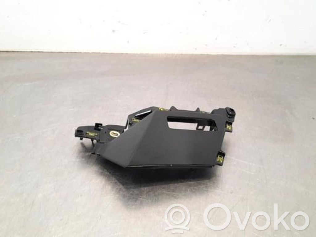 Audi A3 8Y Moldura de la guantera 