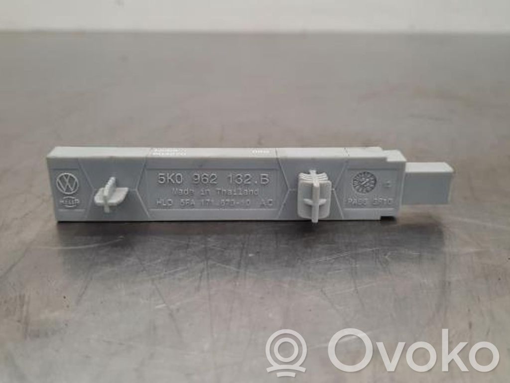 Audi Q3 F3 Antenna di sistema senza chiave