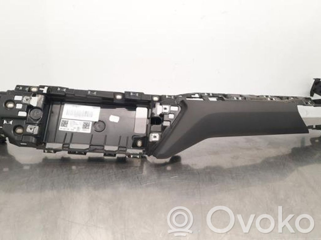 Audi e-tron Dashboard glove box trim 