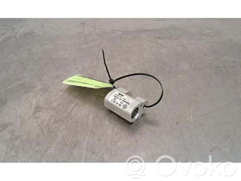 Audi e-tron Ilmastointilaitteen putki (A/C) 