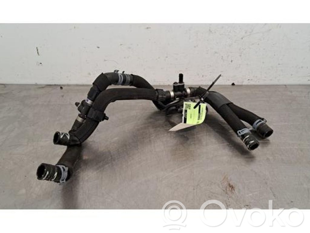 Audi e-tron Moottorin vesijäähdytyksen putki/letku 