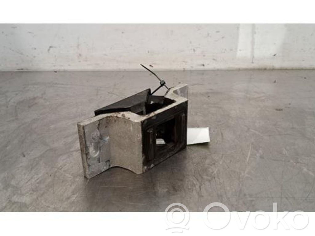 Support de moteur, coussinet   8200676857,8200676857