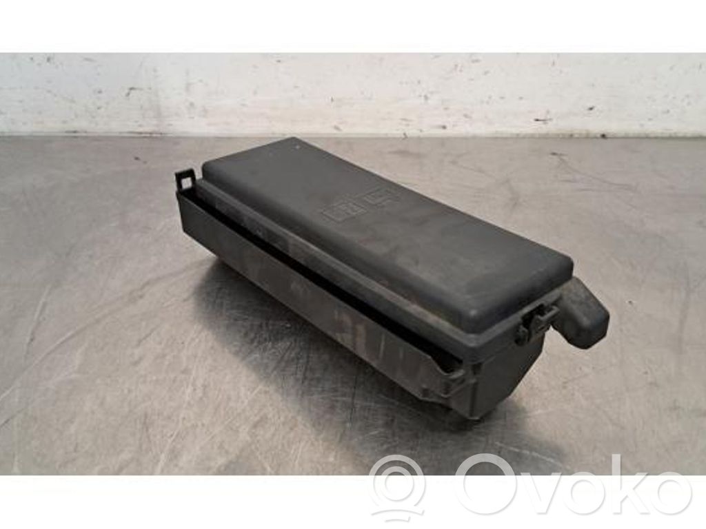 Land Rover Range Rover Sport L494 Sulakerasiasarja 