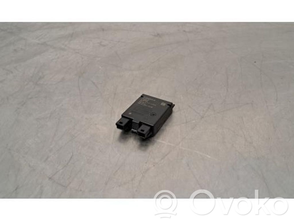 BMW iX Antenna control unit 