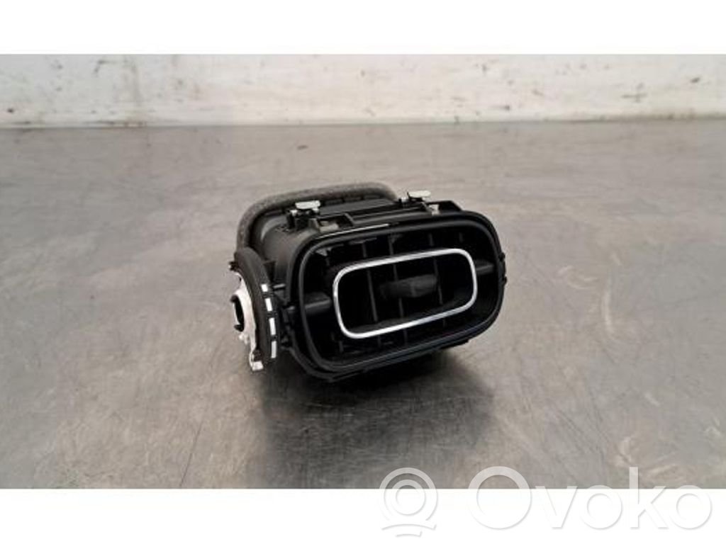 Citroen C3 Rejilla de ventilación central del panel 