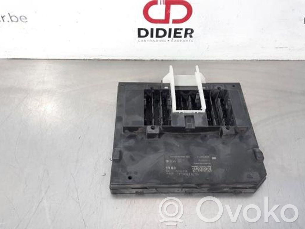 Unidad de control/módulo de carrocería central   5Q0937084AJ,5Q0937084AJ