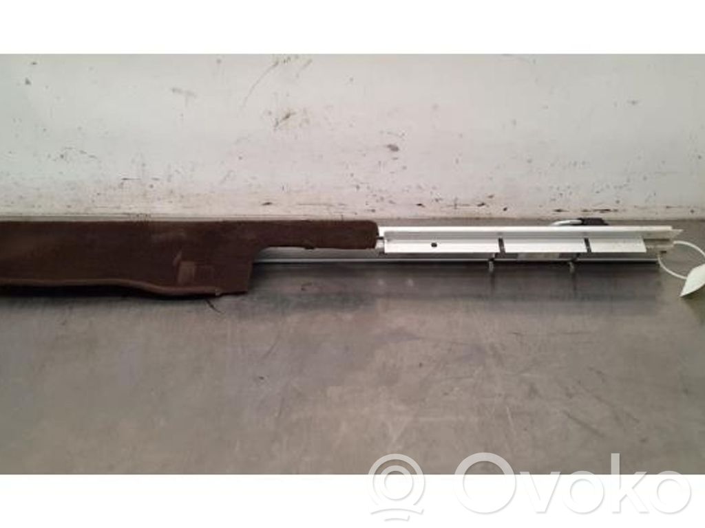 BMW X5 E70 Inne elementy wykończenia bagażnika 