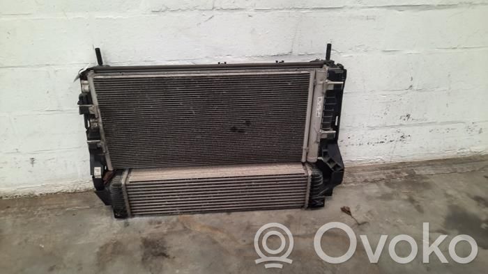 BMW 2 F45 Set del radiatore 