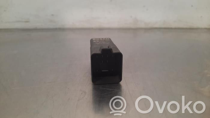 Audi A4 S4 B9 8W Relè preriscaldamento candelette