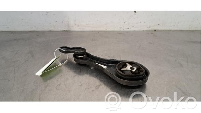 Skoda Kamiq Gearbox mounting bracket 
