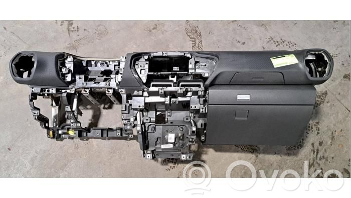 Citroen C4 X Panelė 