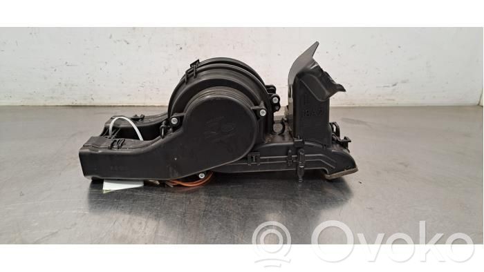 Land Rover Range Rover Velar Mazā radiatora ventilators 