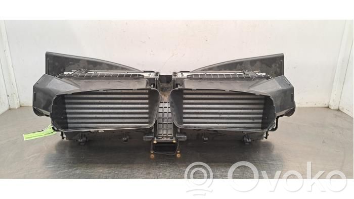 Porsche 911 992 Interkūlerio radiatorius 