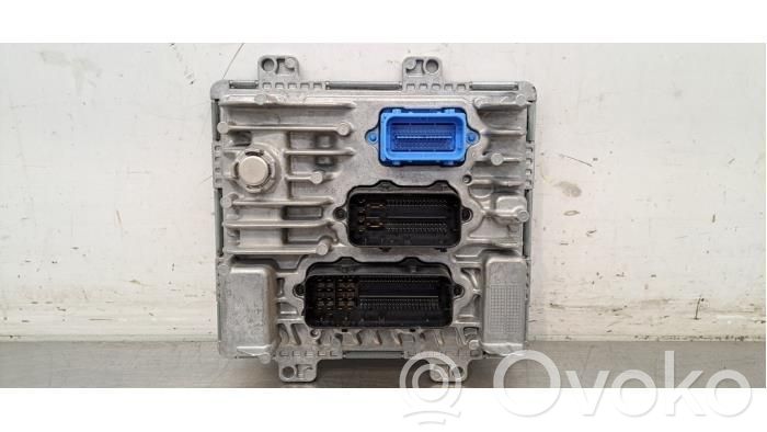 Opel Insignia B Engine control unit/module 