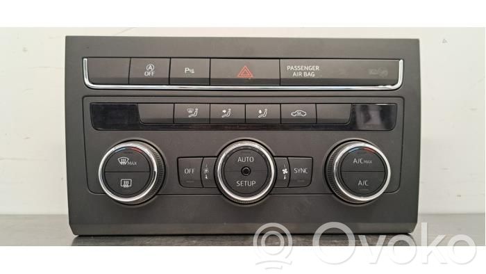 Seat Leon (5F) Climate control unit 