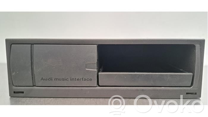 Garso stiprintuvas   4E0035785F,4E0035785F