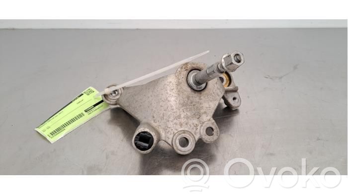 Engine mount bracket   112338883R,112338883R