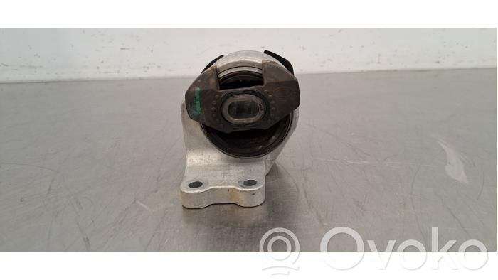 Land Rover Range Rover Sport L461 Engine mount bracket 