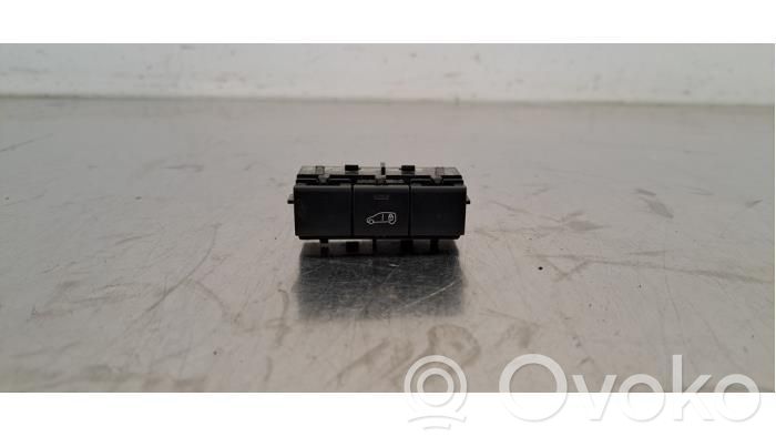 Opel Vivaro Schalter Heckklappe Kofferraumdeckel 