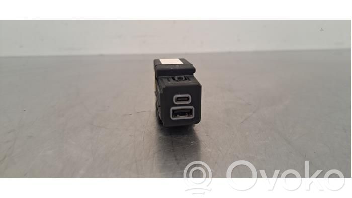 Jeep Compass USB socket connector 