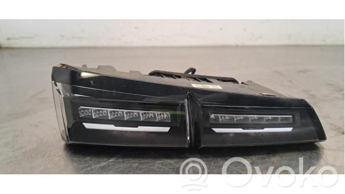 Peugeot 308 Lampă spate în caroserie 