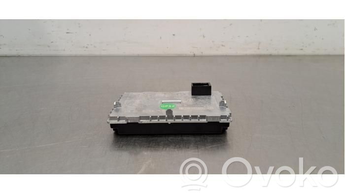 Peugeot 3008 III Modulo di ricarica wireless