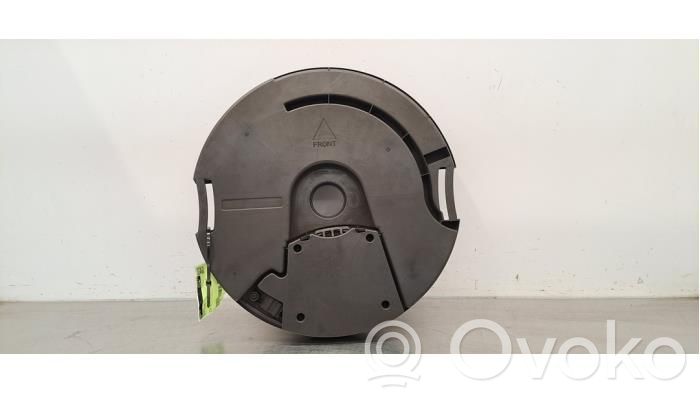 Volkswagen Golf VIII Subwoofer 
